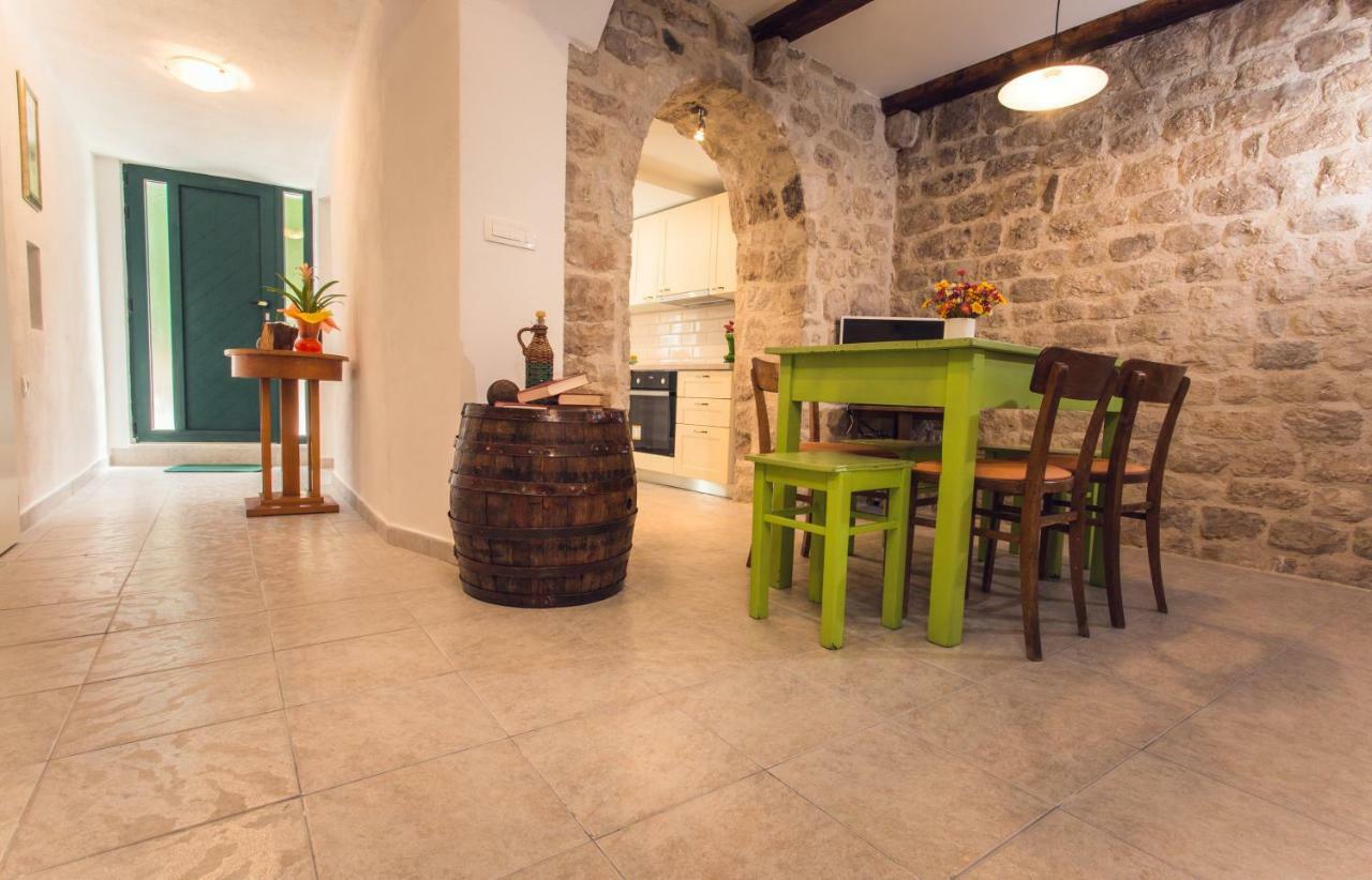 Apartment Sunce Kastela Dış mekan fotoğraf